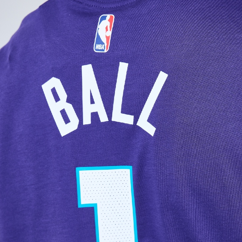 BAJU BASKET AIR JORDAN Lamelo Ball Charlotte Hornets Statement Edition Tee