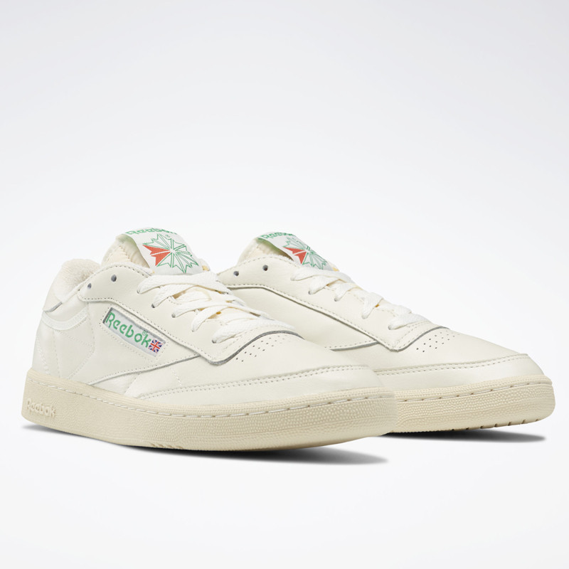 SEPATU SNEAKERS REEBOK Club C 85 Vintage