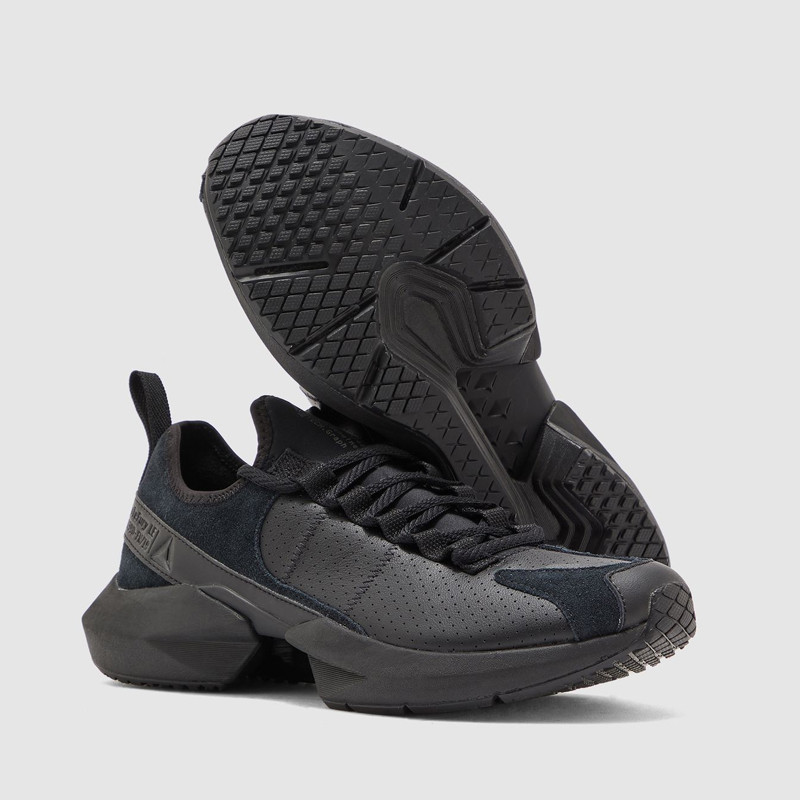 SEPATU LARI REEBOK Sole Fury Le