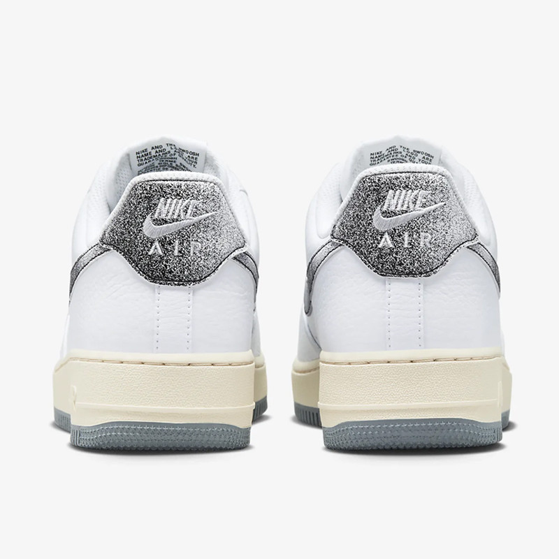 SEPATU SNEAKERS NIKE AIR Force 1 '07 LX