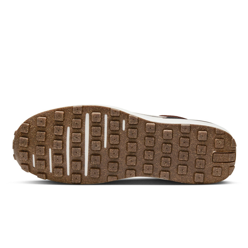 SEPATU SNEAKERS NIKE Waffle One SE