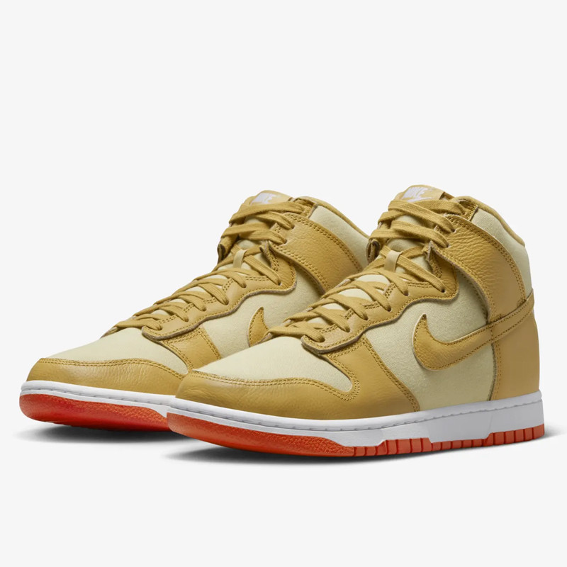 SEPATU SNEAKERS NIKE DUNK HI RETRO PRM