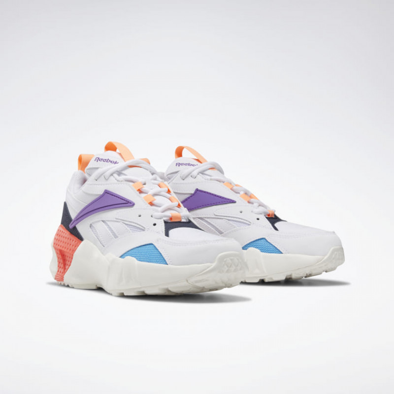 SEPATU SNEAKERS REEBOK Aztrek Double Nu Pops