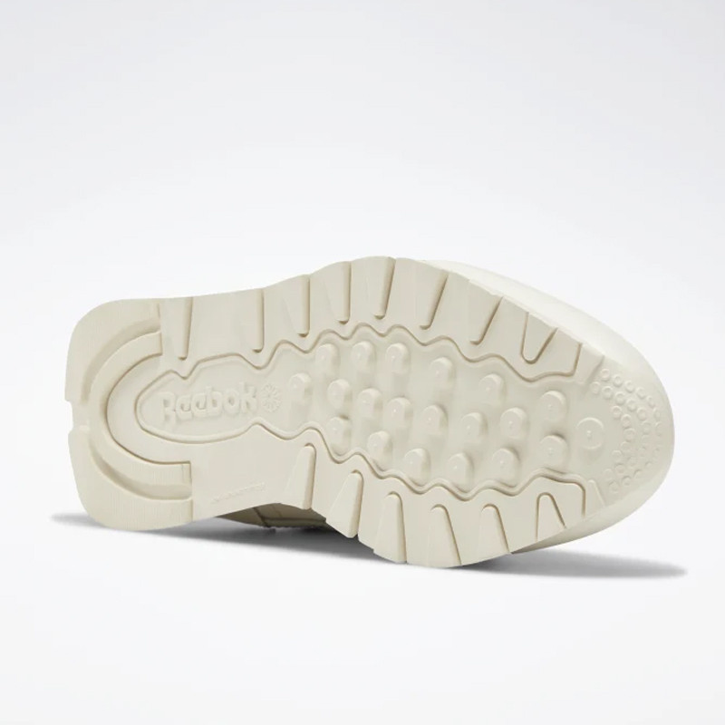 SEPATU SNEAKERS REEBOK Wmns Classic Leather