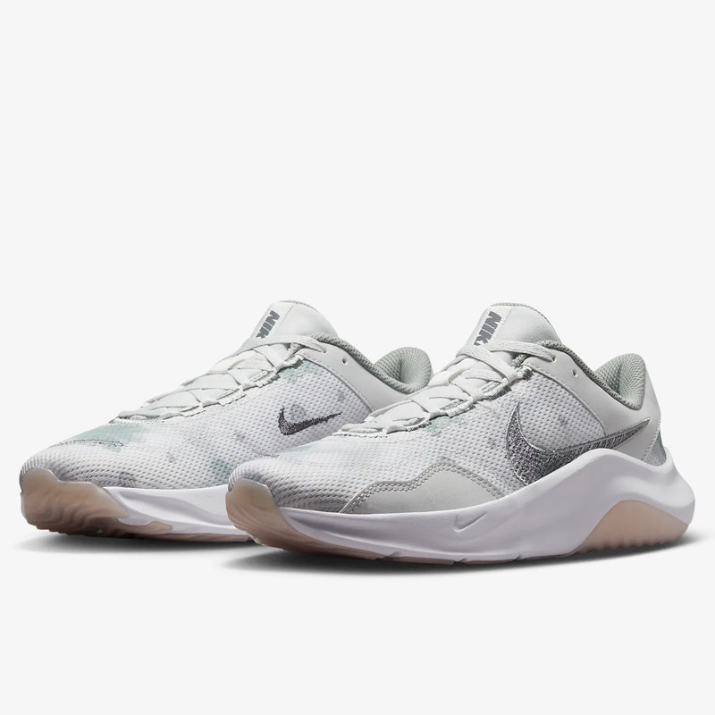 SEPATU TRAINING NIKE Legend Essential 3 Next Nature PRM
