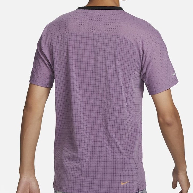 BAJU LARI NIKE Dri Fit Solar Chase Short Sleeve Trail Top