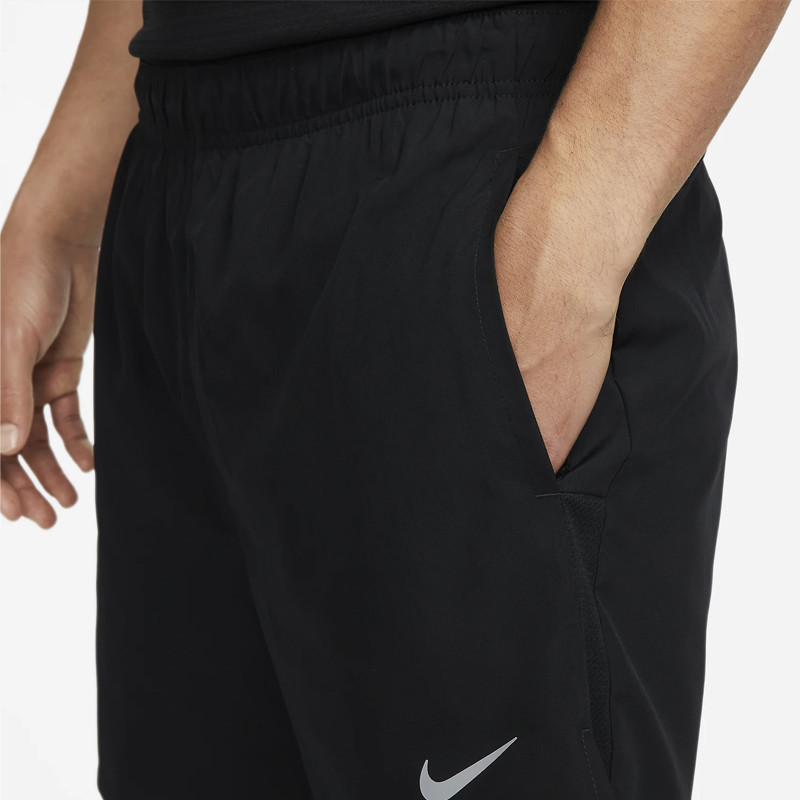 CELANA LARI NIKE Dri-Fit Challenger Shorts