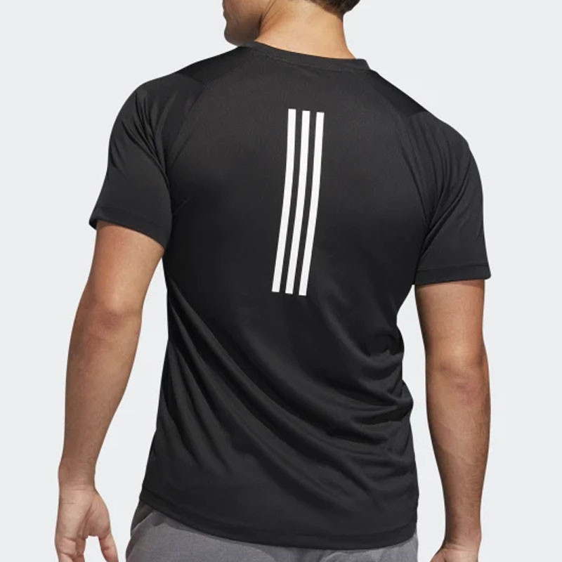 BAJU TRAINING ADIDAS FreeLift Sport Fitted 3-Stripes Tee
