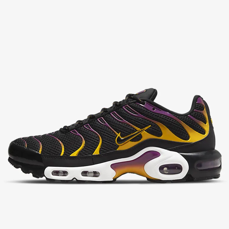 Sepatu Sneakers Nike Air Max Plus Black