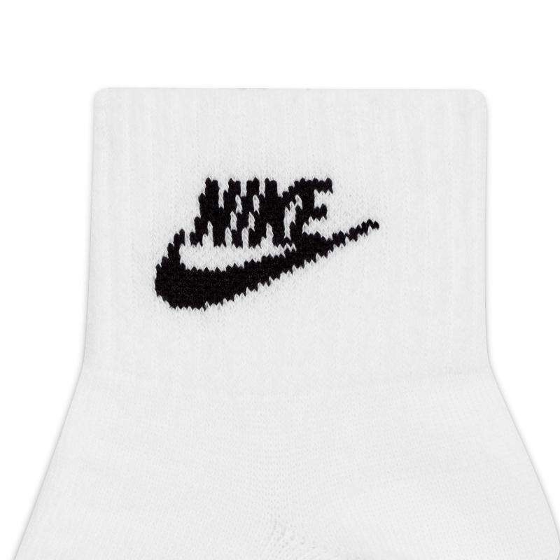 KAOS KAKI SNEAKERS NIKE  Everyday Essential Ankle Socks 3 Pairs 