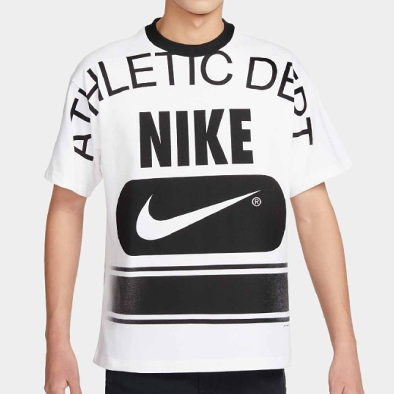 BAJU SNEAKERS NIKE MASSIVE DEPT TEE
