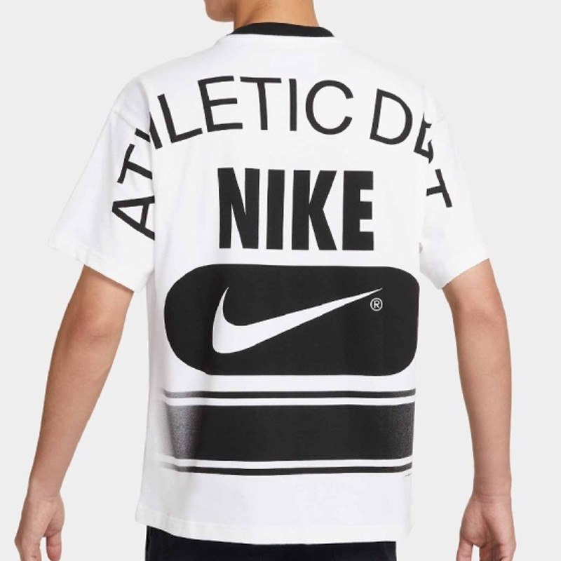BAJU SNEAKERS NIKE MASSIVE DEPT TEE