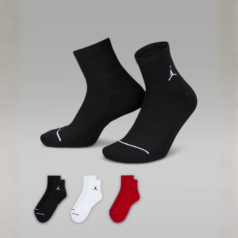 KAOS KAKI BASKET AIR JORDAN Everyday Ankle Socks 3 Pairs