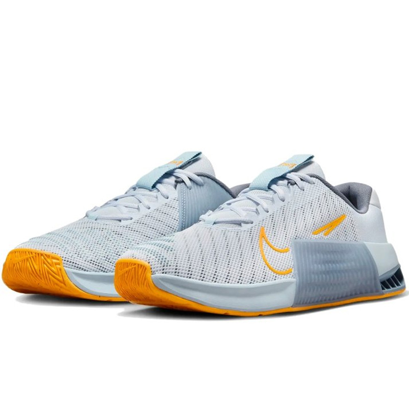 SEPATU TRAINING NIKE Metcon 9