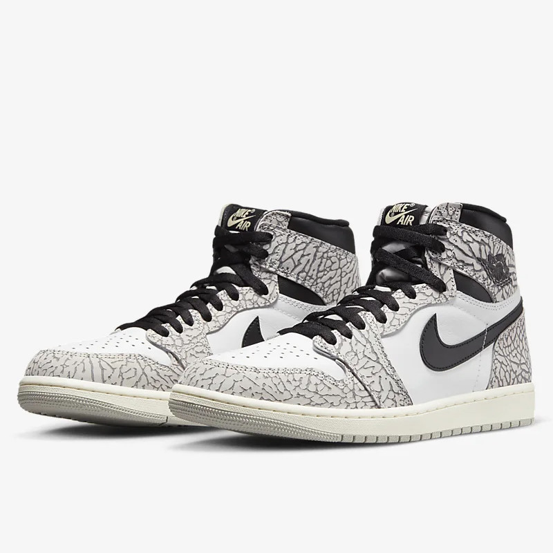 SEPATU SNEAKERS AIR JORDAN AJ 1 Retro High OG