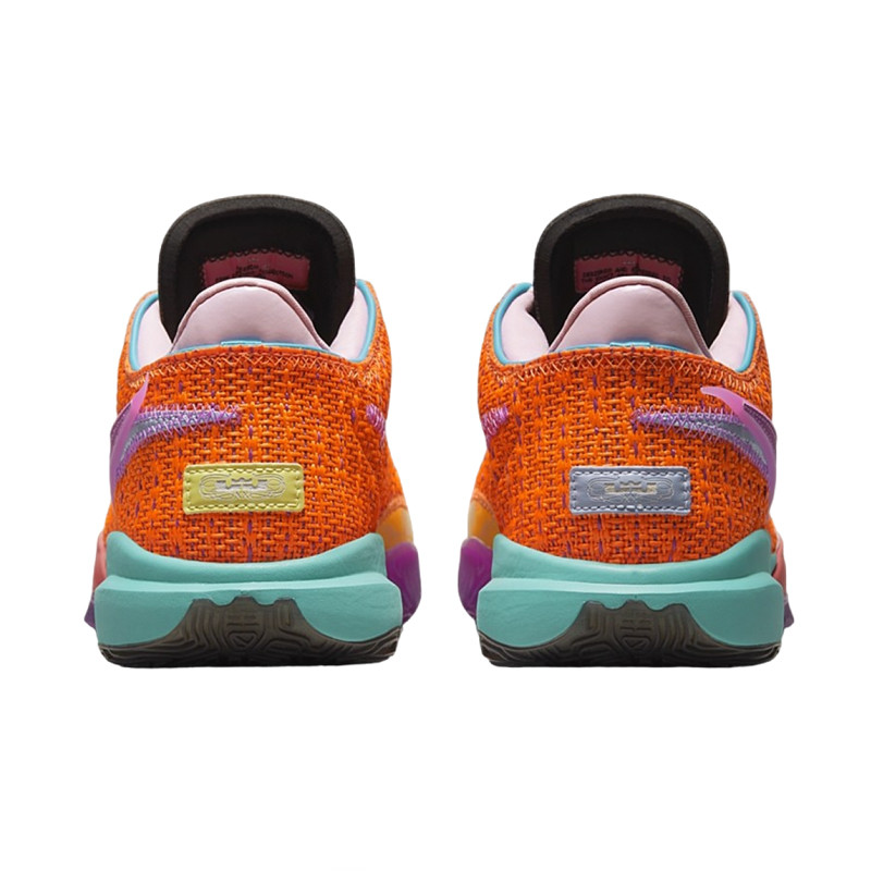 SEPATU BASKET NIKE LEBRON XX EP Chosen One