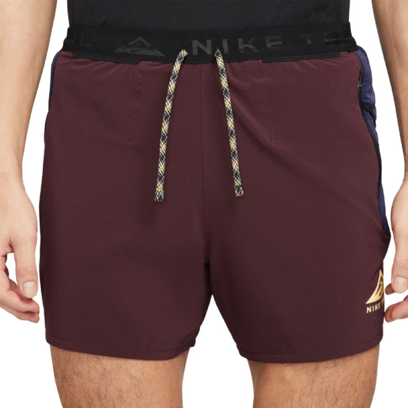 CELANA TRAIL NIKE Dri-FIT 5 Inch Brief-Lined Shorts