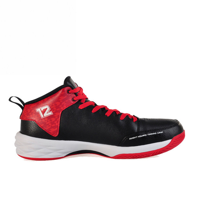SEPATU BASKET PEAK Dwight Howard Training