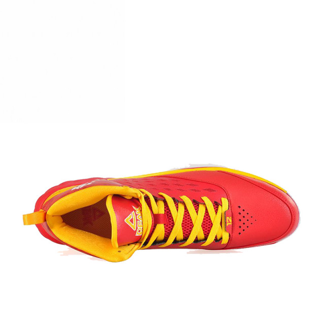 SEPATU BASKET PEAK Dwight Howard Training