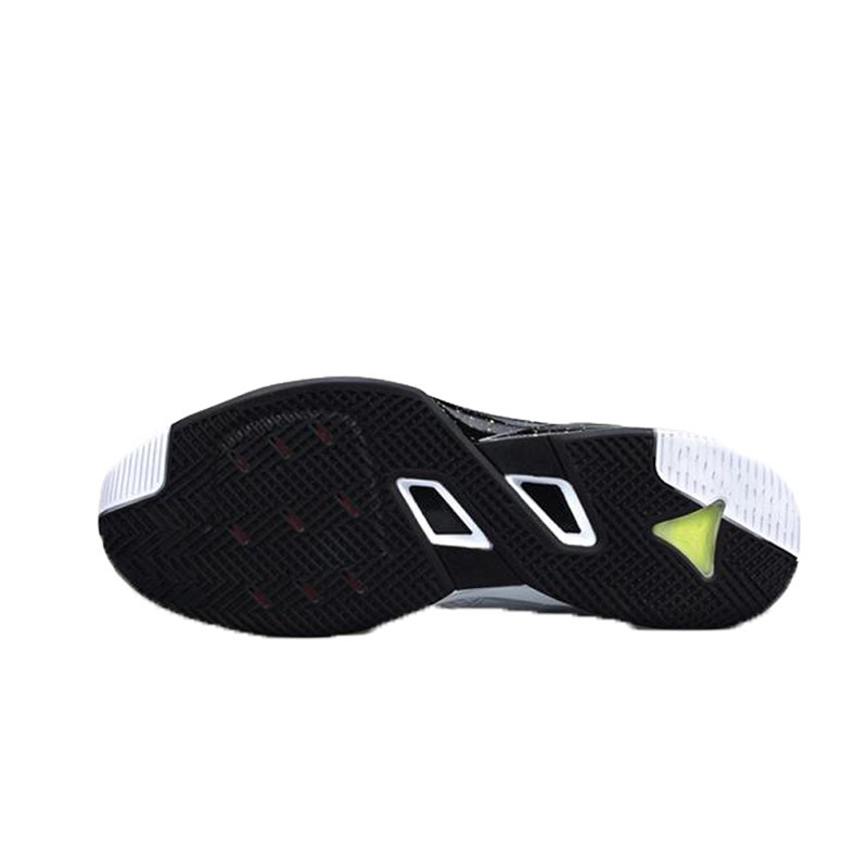 SEPATU BASKET PEAK Dwight Howard II Low