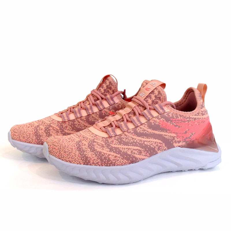 SEPATU LARI PEAK Wmns TaiChi 1.0