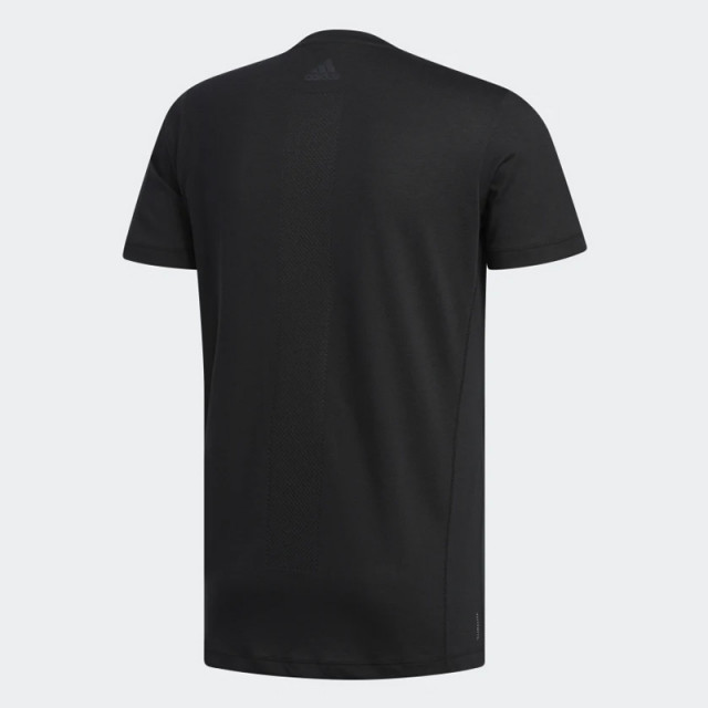 BAJU LARI ADIDAS Run It Badge Of Sport Soft Tee