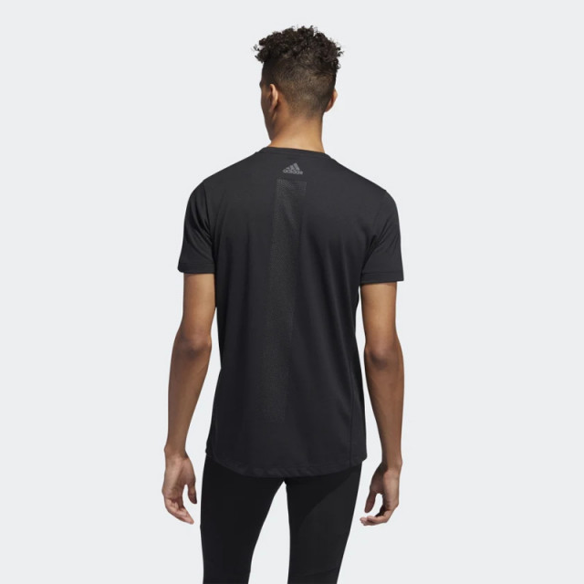 BAJU LARI ADIDAS Run It Badge Of Sport Soft Tee