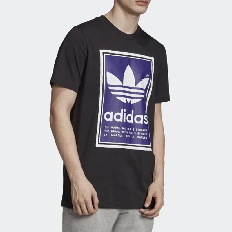 BAJU SNEAKERS ADIDAS Filled Label Tee