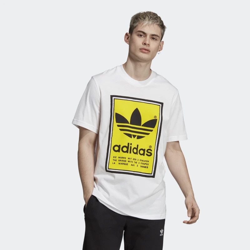 BAJU SNEAKERS ADIDAS Filled Label Tee
