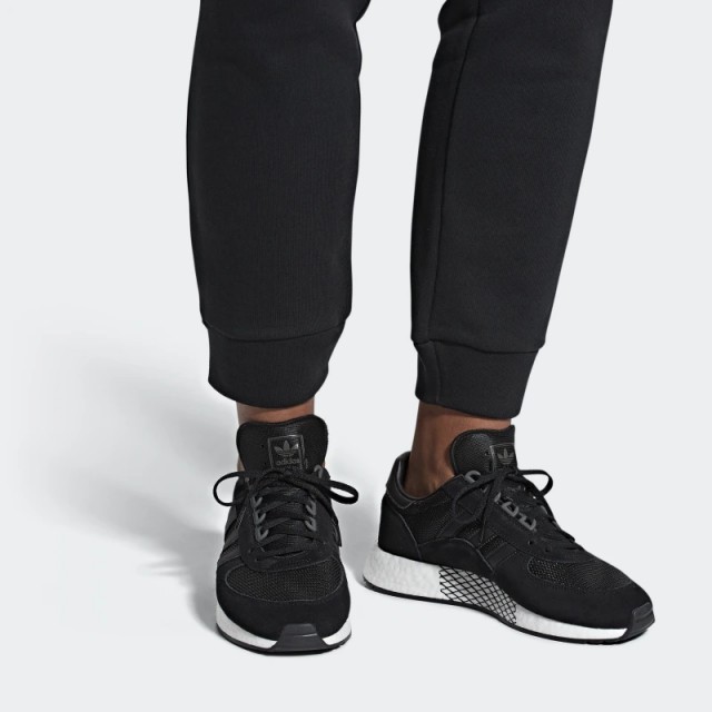 SEPATU SNEAKERS ADIDAS Marathon X 5923