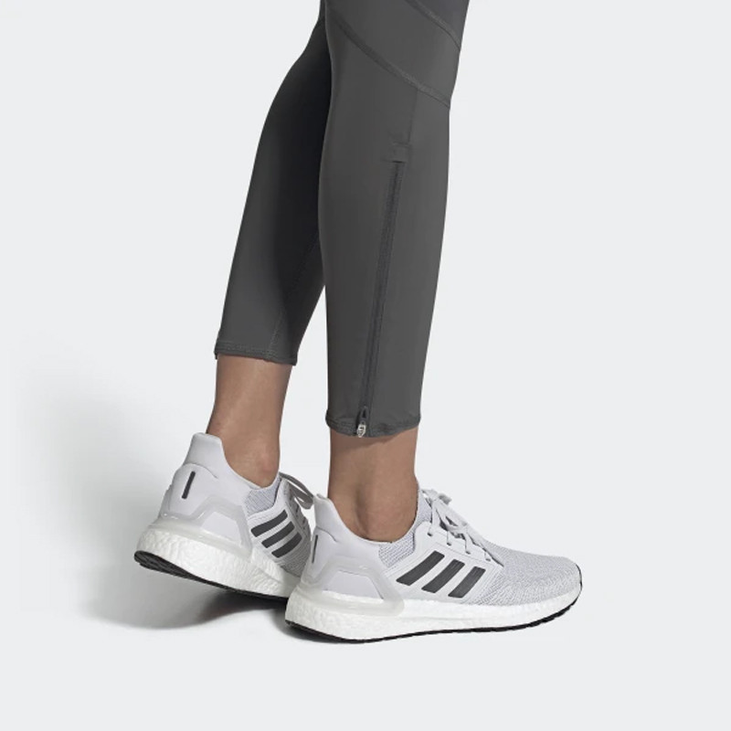 Wmns Ultraboost 20 foto 4