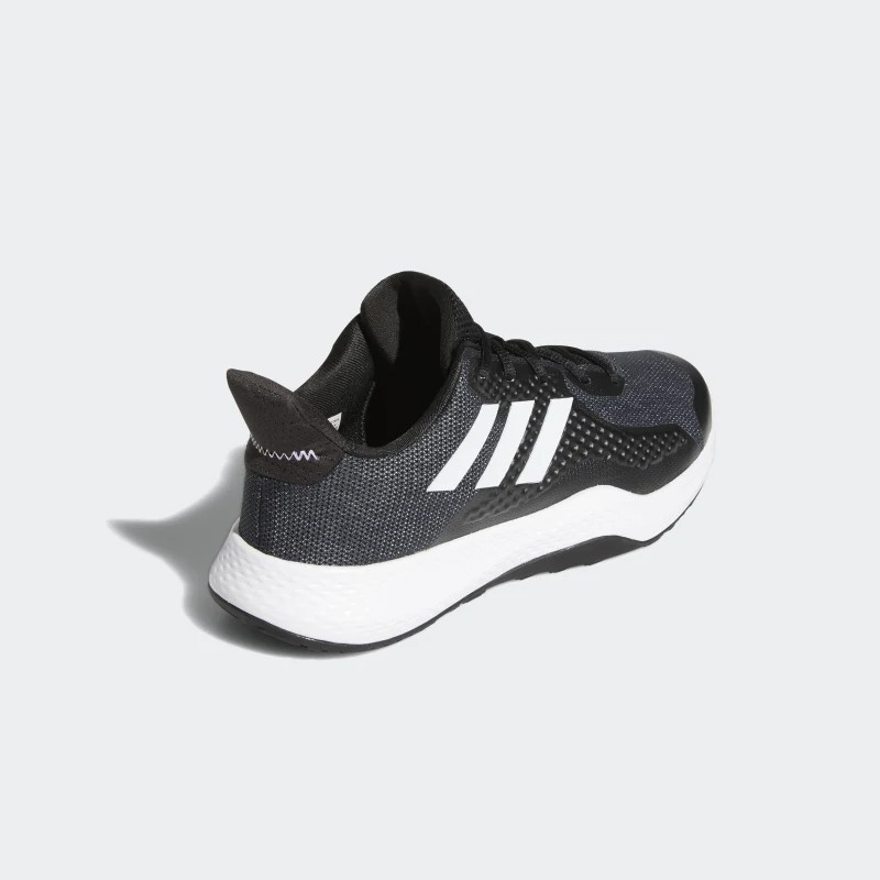 SEPATU TRAINING ADIDAS Fitbounce