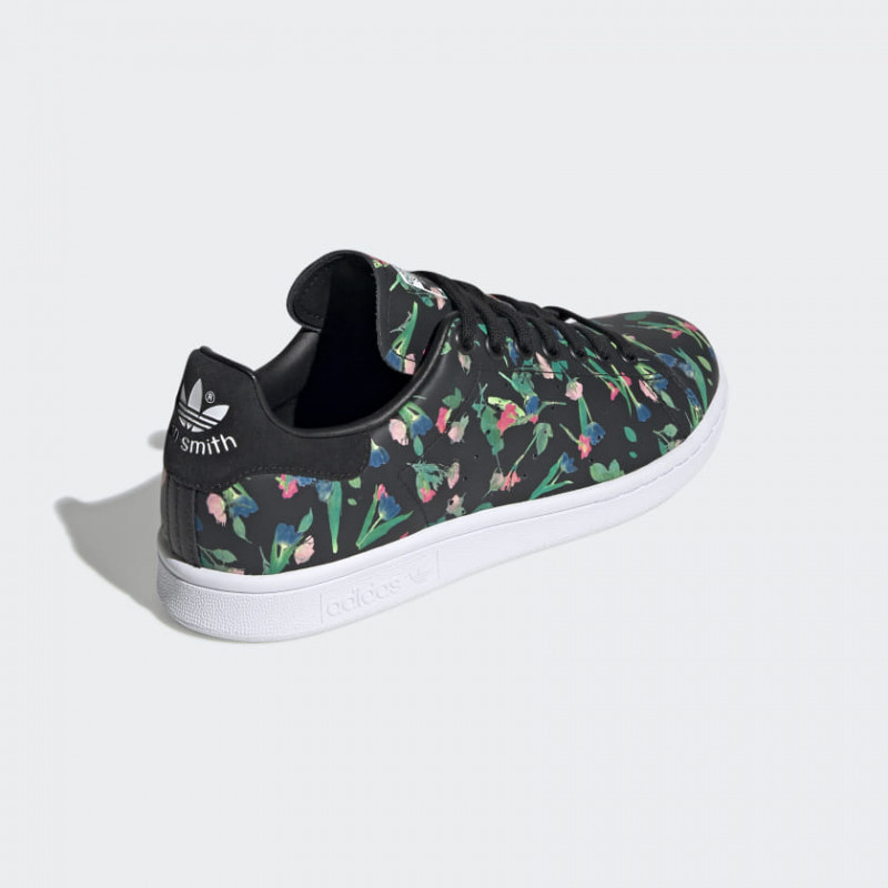 SEPATU SNEAKERS ADIDAS Wmns Stan Smith