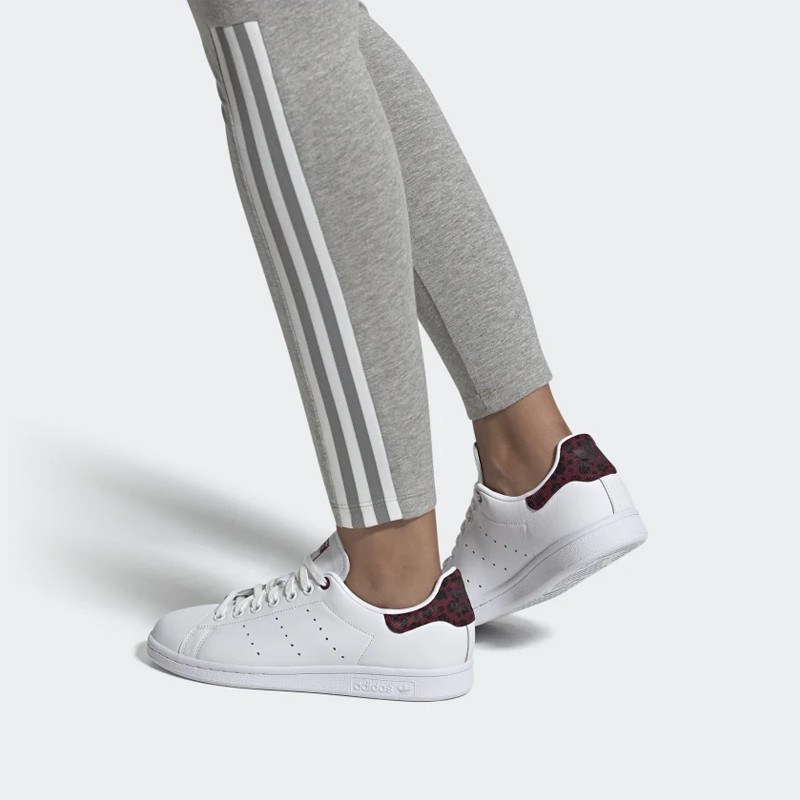 SEPATU SNEAKERS ADIDAS Wmns Stan Smith