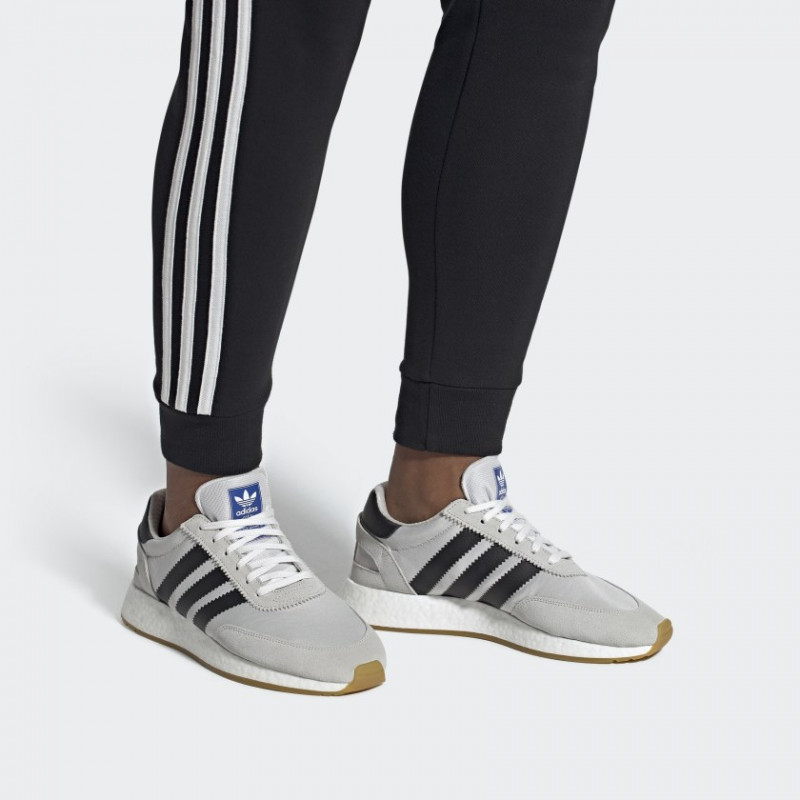 SEPATU SNEAKERS ADIDAS I-5923