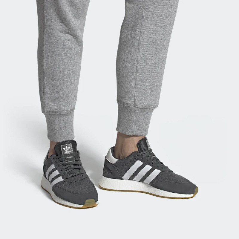SEPATU SNEAKERS ADIDAS I-5923