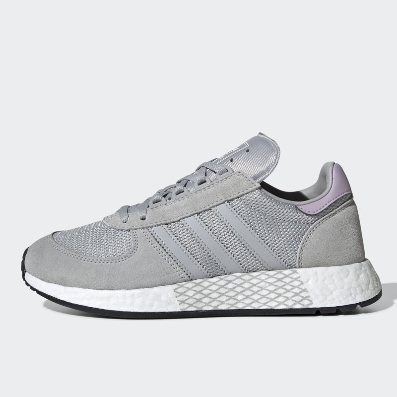 SEPATU SNEAKERS ADIDAS Wmns Marathon Tech