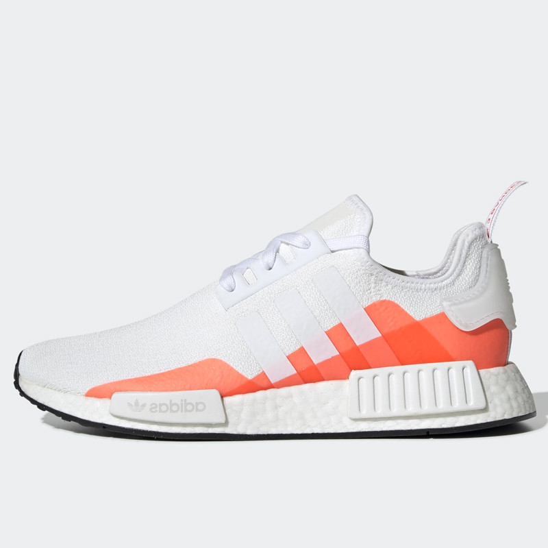 SEPATU SNEAKERS ADIDAS NMD_R1