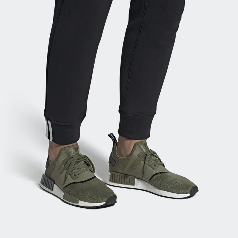 NMD_R1 foto 4