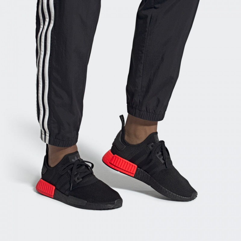 NMD_R1 foto 2
