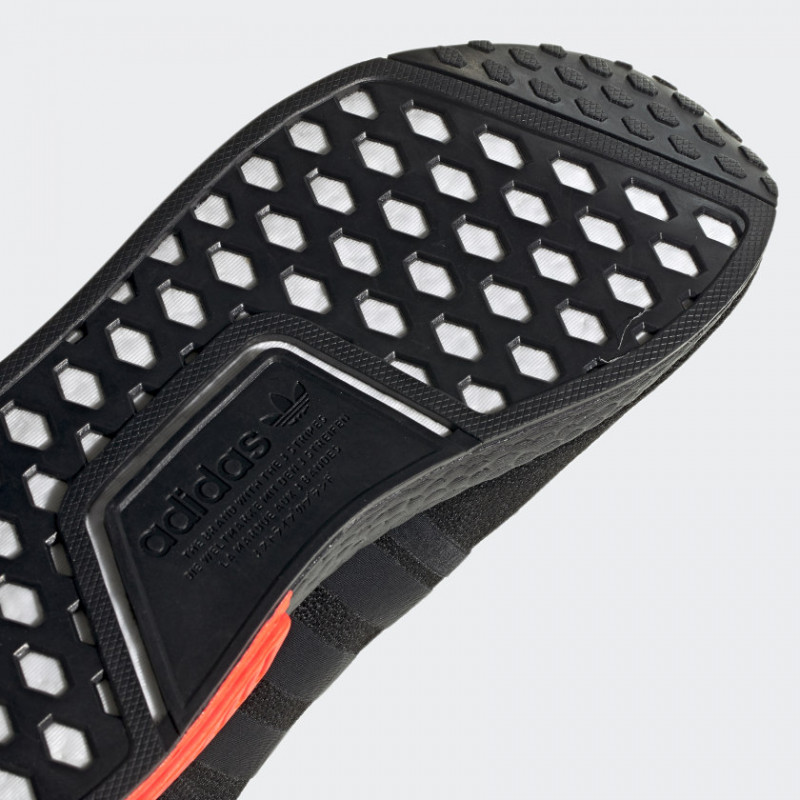 NMD_R1 foto 4