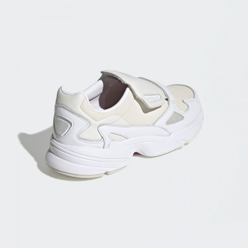 SEPATU SNEAKERS ADIDAS Wmns Falcon Rx
