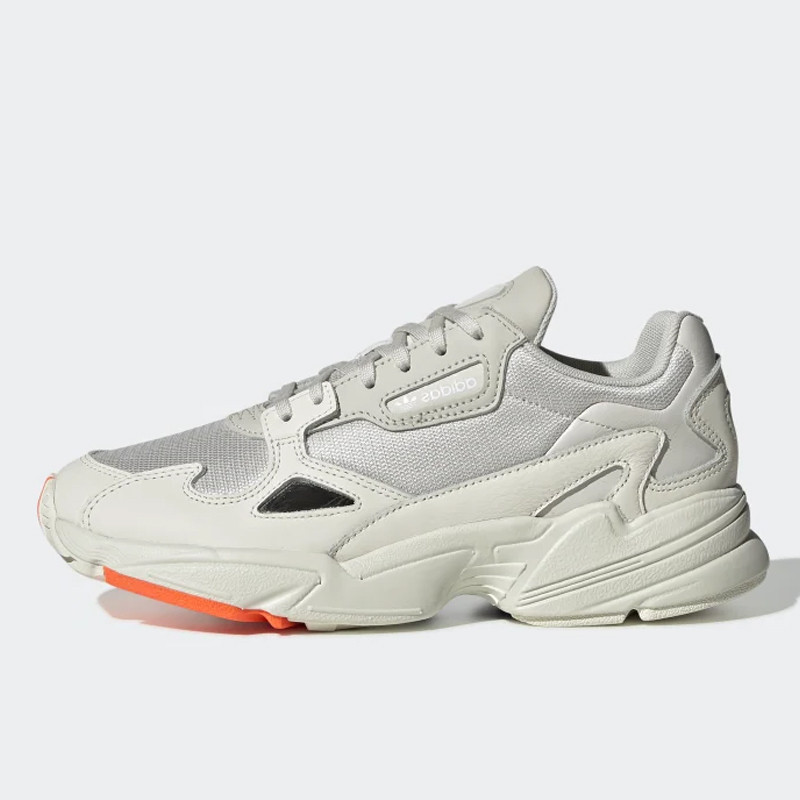 SEPATU SNEAKERS ADIDAS Wmns Falcon