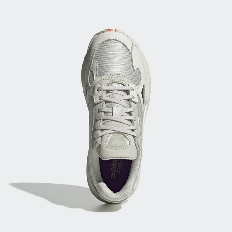 SEPATU SNEAKERS ADIDAS Wmns Falcon