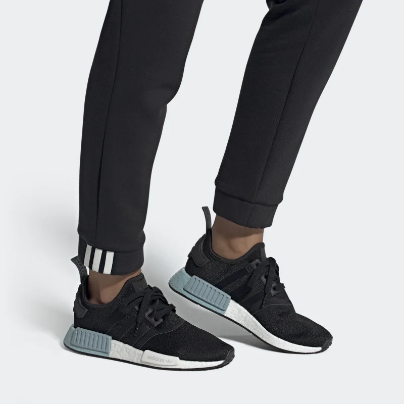 Wmns NMD_R1 foto 2