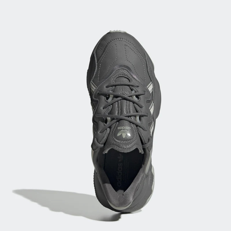 SEPATU TRAINING ADIDAS Wmns Ozweego