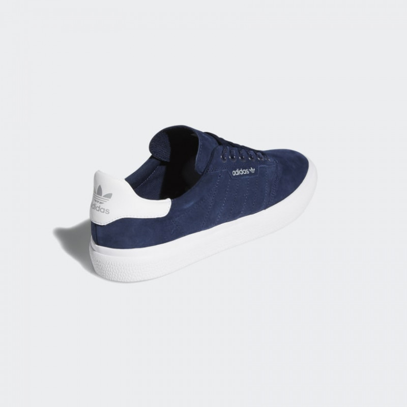 SEPATU SNEAKERS ADIDAS 3MC