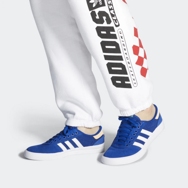 SEPATU SNEAKERS ADIDAS Lucas Premiere 