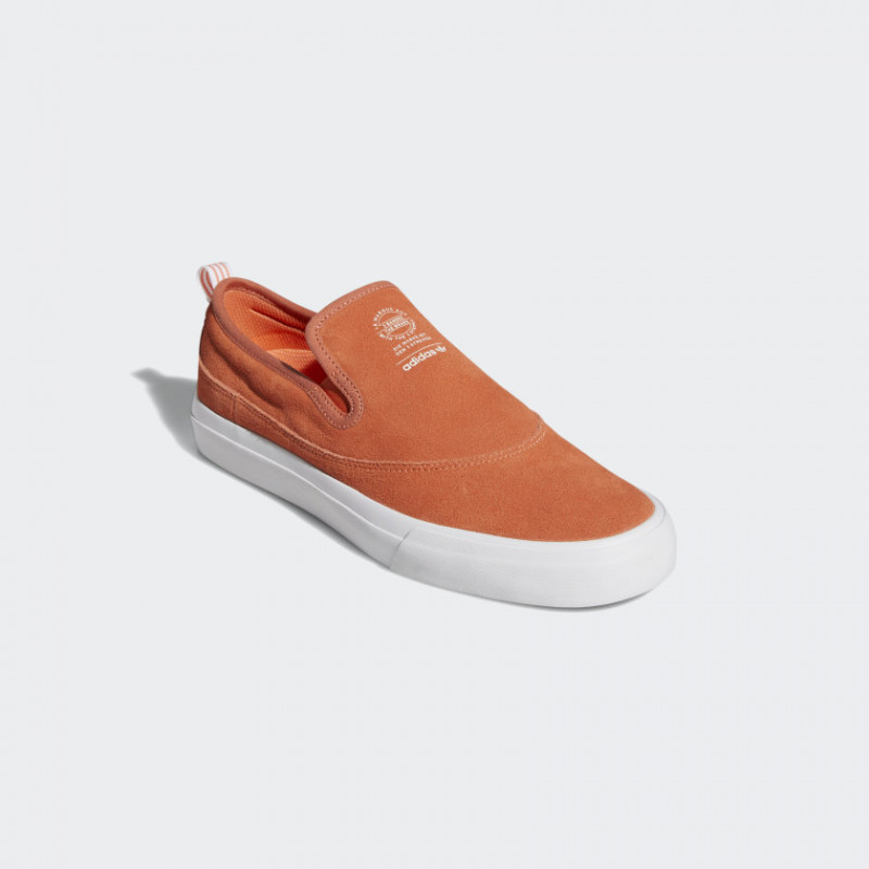 SEPATU SNEAKERS ADIDAS Matchcourt Slip-On
