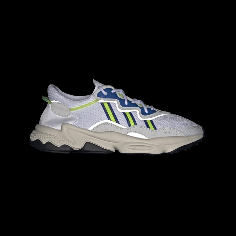 SEPATU SNEAKERS ADIDAS Ozweego
